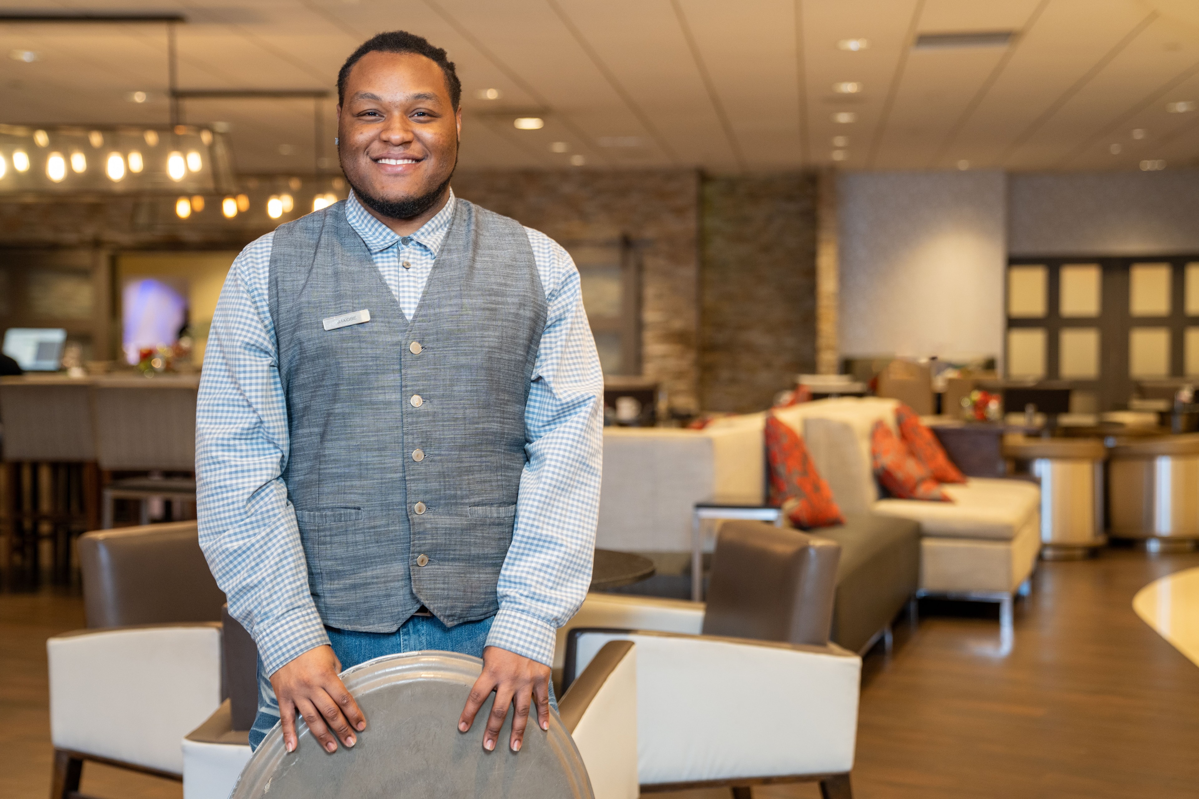 Jakobe at his hotel job